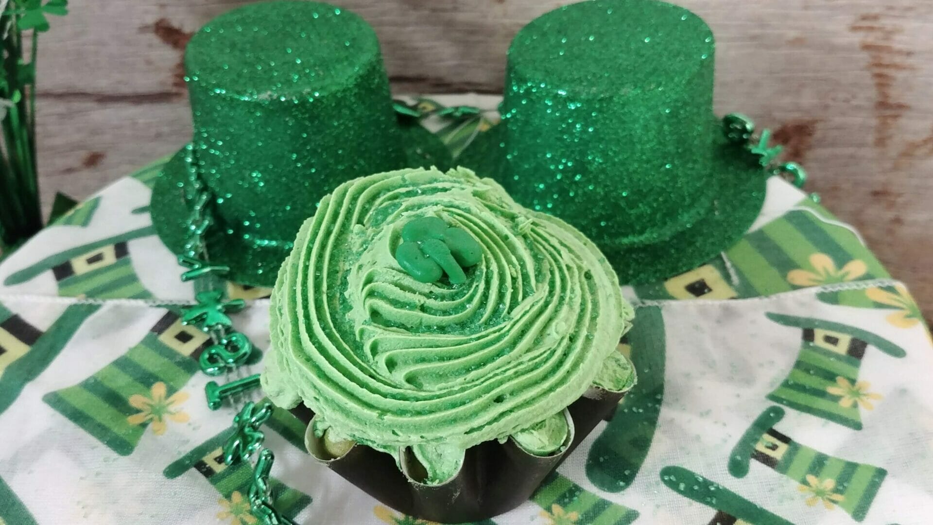 St Patricks Cup Cakes