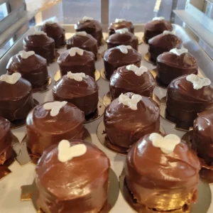 Ding Dong Mini Cake