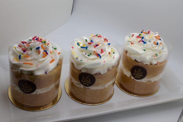 White/White Mini Cake